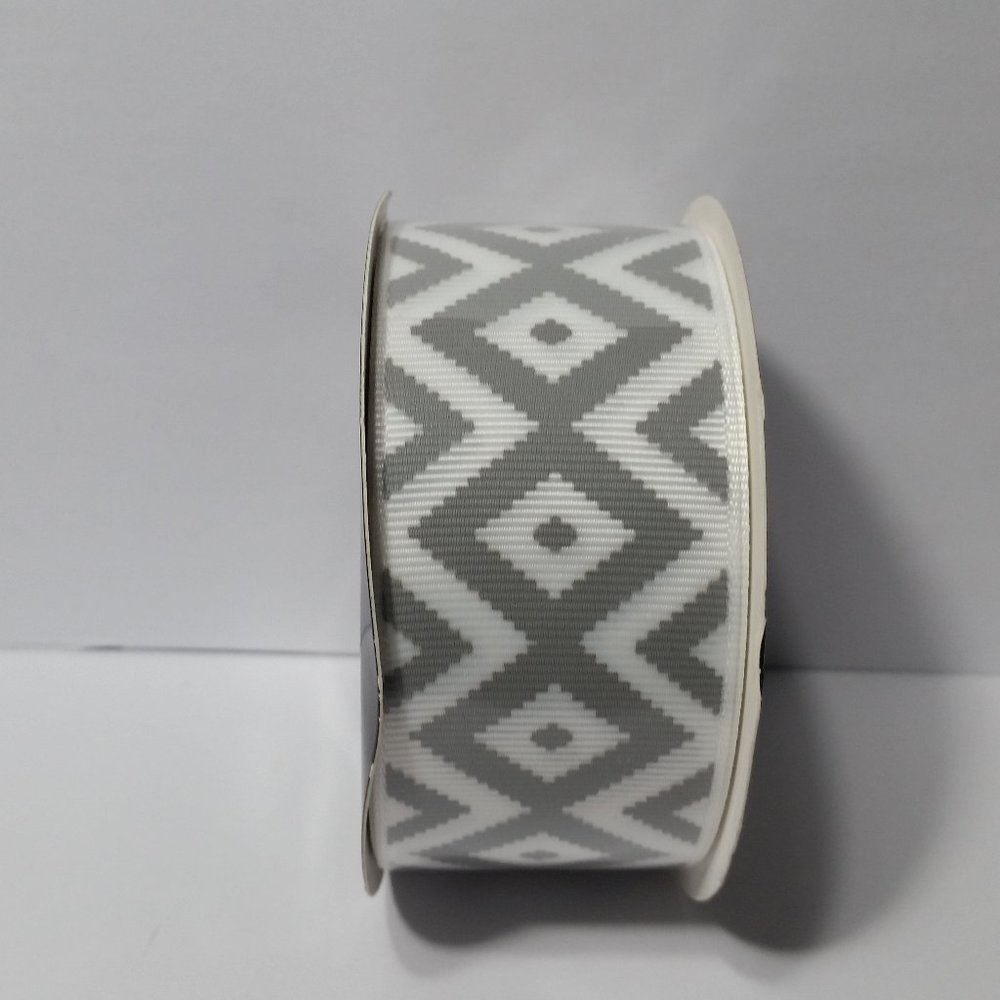 Ribbon 1.5" Diamond Pattern Grey White